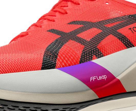 Im Test: Asics Metaspeed Edge Tokyo