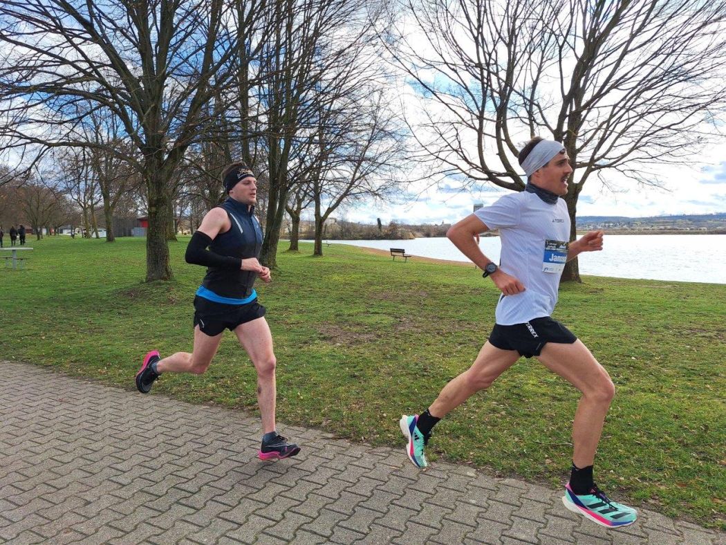 HaWei50: Ultralauf um den Hardtsee