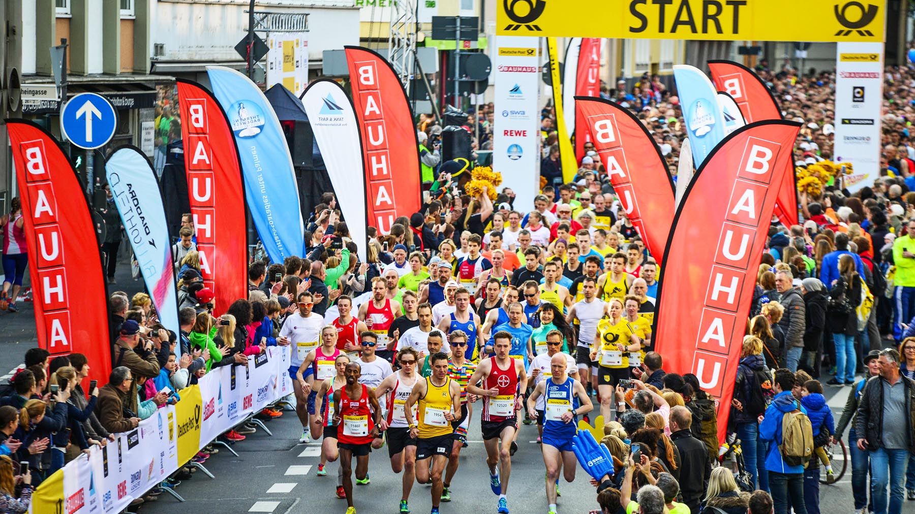 Mehr als 13.000 Starter feiern LaufFest beim BonnMarathon Laufen.de